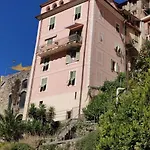 La Casa Rosa