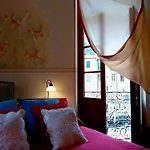 La Casa Rosa 3*