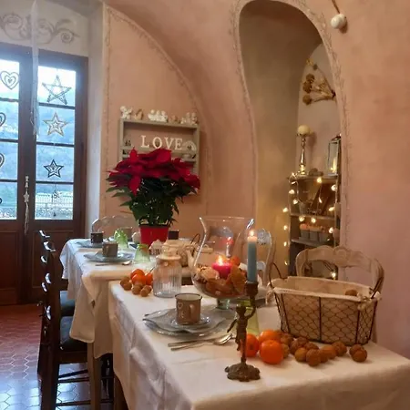 La Casa Rosa * Pigna