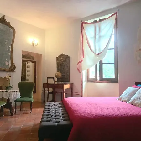 La Casa Rosa Bed & Breakfast *