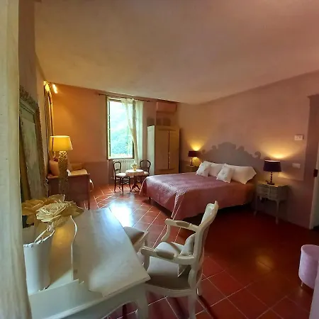 La Casa Rosa Bed & Breakfast