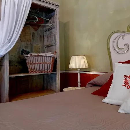 La Casa Rosa * Pigna