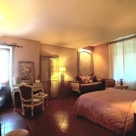 Bed & Breakfast La Casa Rosa 3*