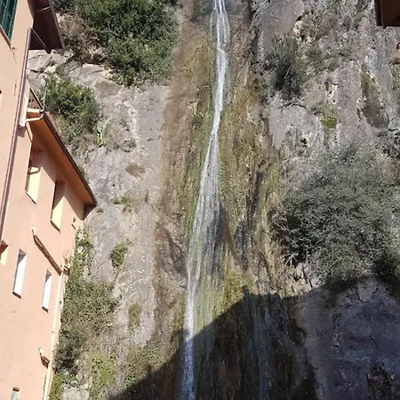 La Casa Rosa Pigna