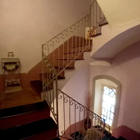 La Casa Rosa Bed and Breakfast 3*