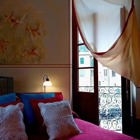La Casa Rosa 3*