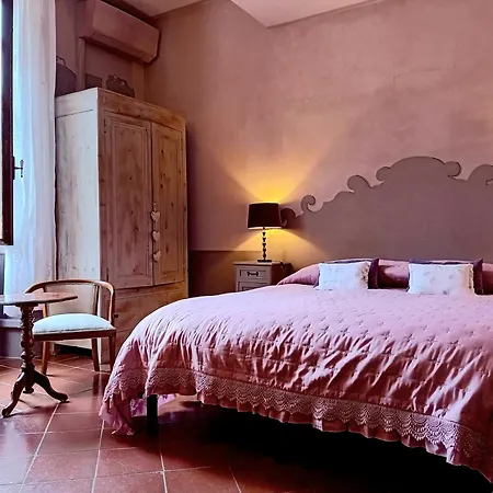 La Casa Rosa Pigna