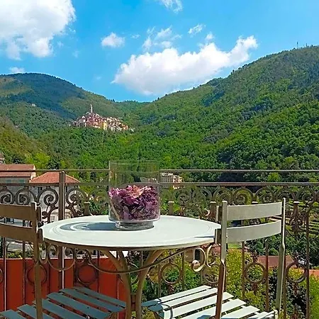 La Casa Rosa Bed & Breakfast Pigna