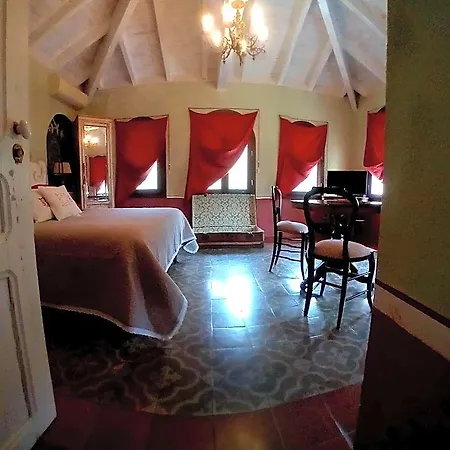 Bed & Breakfast La Casa Rosa 3*