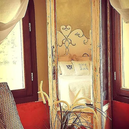 La Casa Rosa