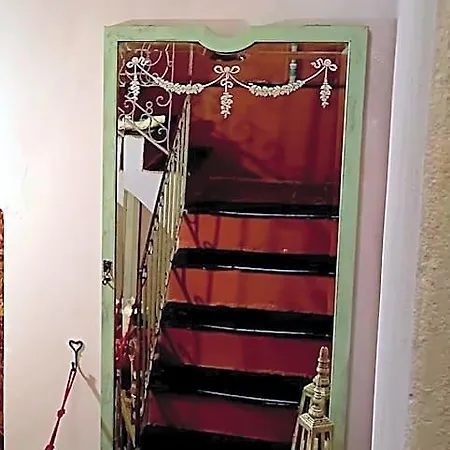 La Casa Rosa Bed & Breakfast Pigna