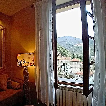 La Casa Rosa 3*